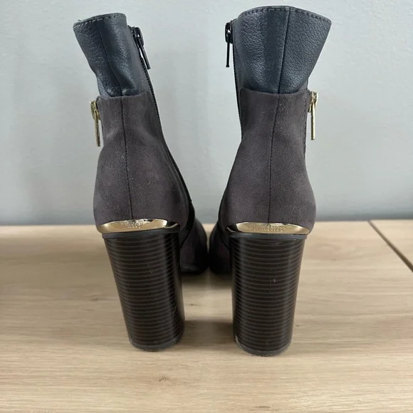 Juicy Couture Grey Suede Block Heel Ankle Boots with Gold Zip, 8.5 - Picture 4 of 6